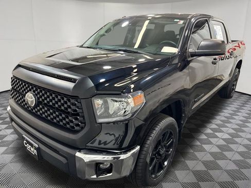 Used 2018 Toyota Tundra SR5 RWD image 3