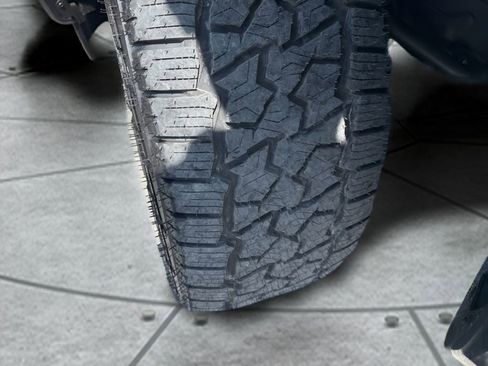 Used 2025 RAM 1500 Limited AWD/4WD image 38