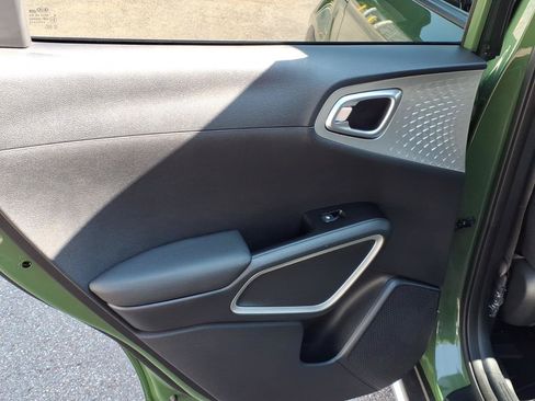 Used 2020 Kia Soul X-Line FWD image 7
