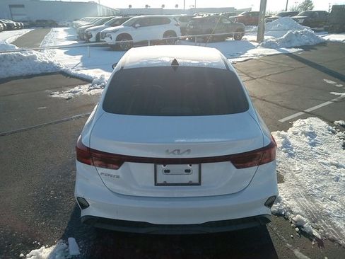 Used 2023 Kia Forte LXS image 6
