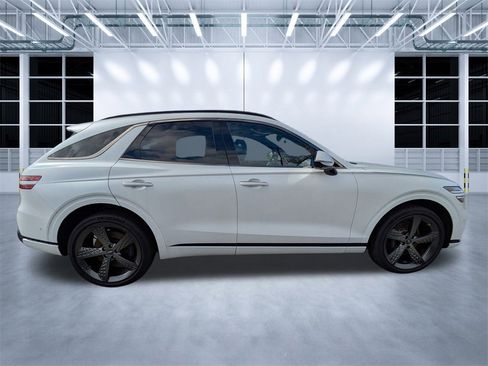 Used 2025 Genesis GV70 3.5T Sport w/ Sport Prestige Package image 2