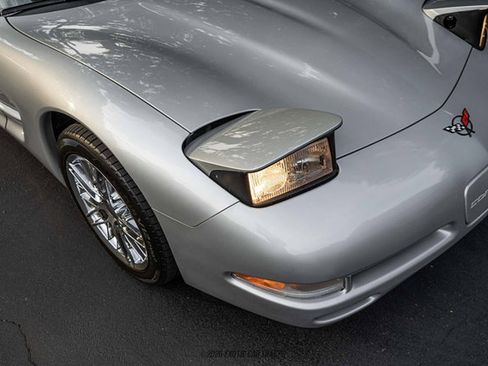 Used 1999 Chevrolet Corvette Coupe w/ Performance Handling Pkg RWD image 56