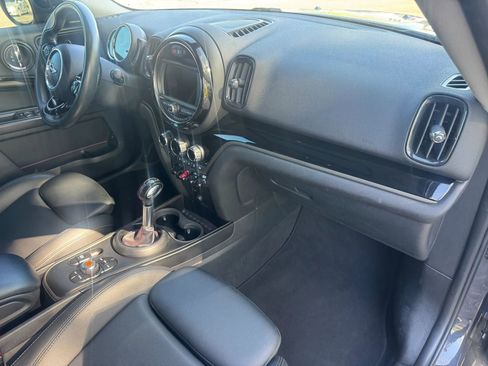 Used 2019 MINI Cooper Countryman S w/ Premium Package FWD image 22
