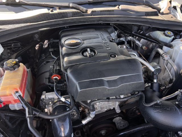 Used 2018 Chevrolet Camaro LT RWD image 27