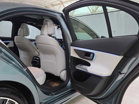 New 2026 Mercedes-Benz E 450 4MATIC Sedan image 14