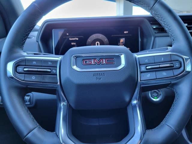 Used 2025 GMC Terrain Elevation AWD/4WD image 17