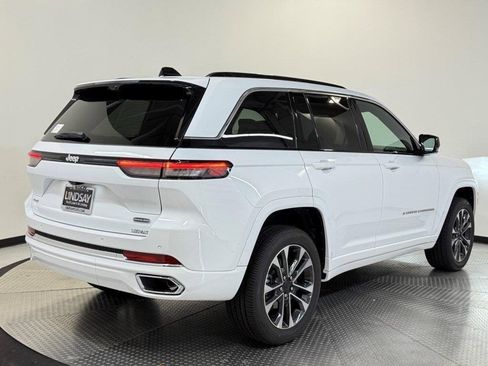 New 2025 Jeep Grand Cherokee Overland w/ Adv Protech Group III image 8