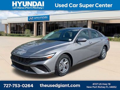 Used 2024 Hyundai Elantra SE