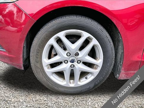 Used 2014 Ford Fusion SE FWD image 9