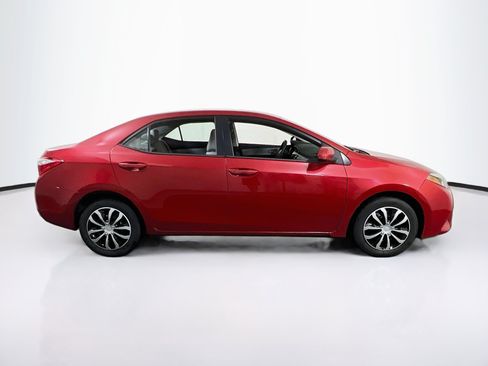 Used 2016 Toyota Corolla LE FWD image 4