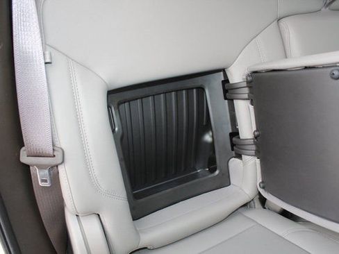 Used 2023 GMC Sierra 1500 SLT image 19