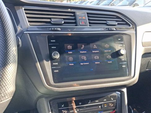 Used 2023 Volkswagen Tiguan SE R-Line FWD image 24