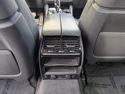 Used 2019 BMW M550i xDrive w/ Premium Package image 20