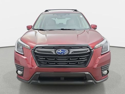 Used 2022 Subaru Forester Limited w/ Popular Package #2 image 2