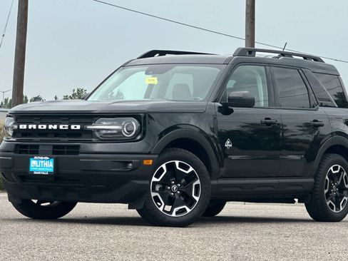 Certified 2023 Ford Bronco Sport Outer Banks w/ Tech Package AWD/4WD image 1