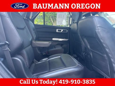 Used 2023 Ford Explorer XLT w/ Equipment Group 202A AWD/4WD image 11