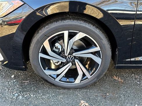 New 2026 Volkswagen Jetta SEL image 8