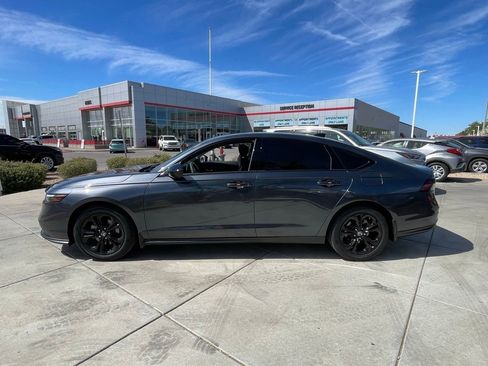 Used 2025 Honda Accord SE image 6