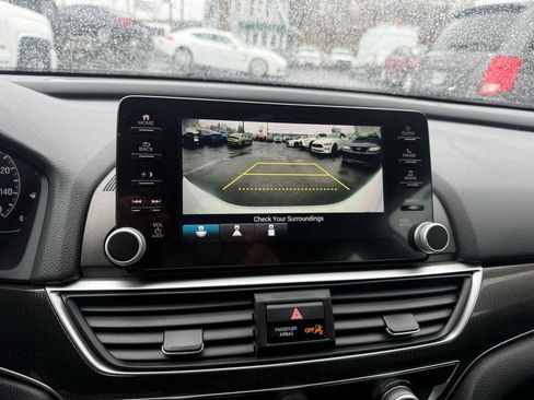 Used 2022 Honda Accord Sport image 30