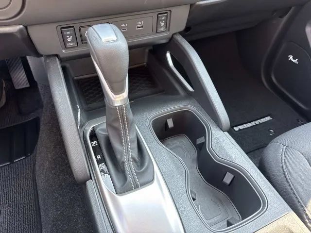 Certified 2025 Nissan Frontier SV w/ SV Convenience Package RWD image 40