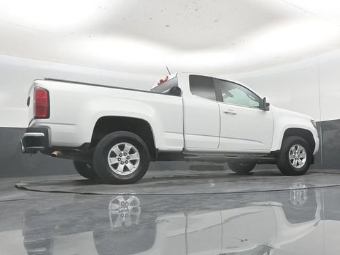 Used 2018 Chevrolet Colorado W/T w/ WT Convenience Package RWD image 44
