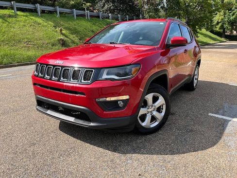 Used 2018 Jeep Compass Latitude w/ Popular Equipment Group AWD/4WD image 49