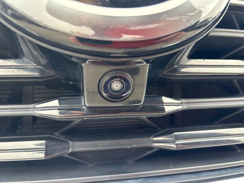 Used 2023 Nissan Rogue Platinum w/ Platinum Premium Package image 17