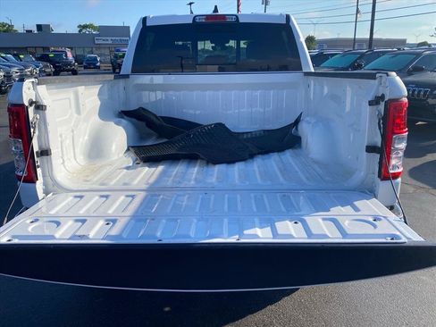 Used 2022 RAM 1500 Big Horn AWD/4WD image 22