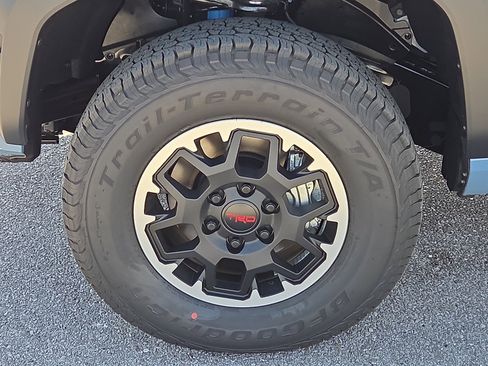 New 2026 Toyota Tacoma TRD Off-Road image 5