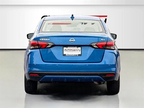 Used 2024 Nissan Versa SV image 6