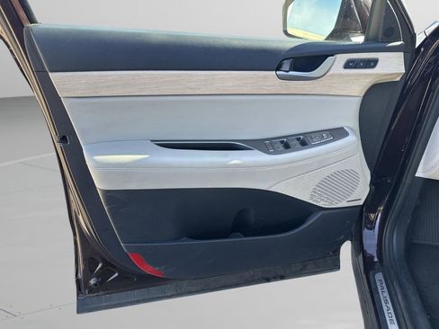 Used 2024 Hyundai Palisade Limited image 9
