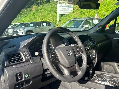 Used 2024 Honda Passport EX-L image 20