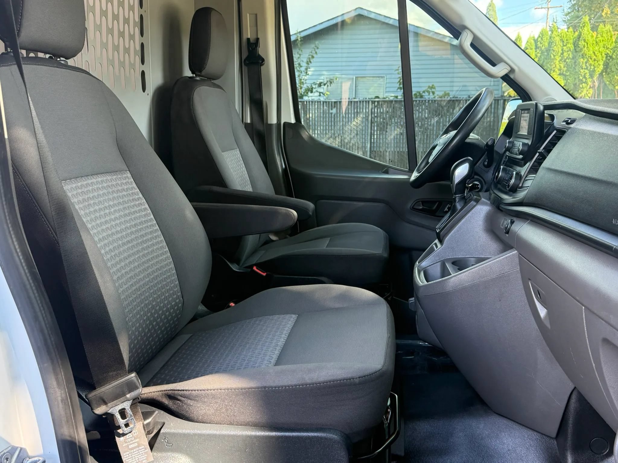 Used 2022 Ford Transit 250 Medium Roof RWD image 16