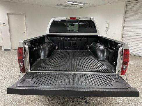 Used 2010 Chevrolet Colorado LT image 34