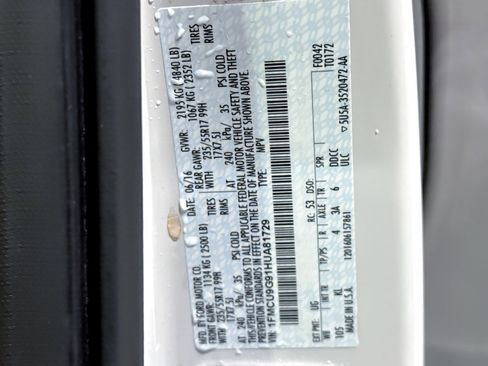 Used 2017 Ford Escape SE image 20