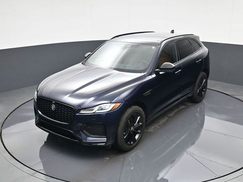 Used 2026 Jaguar F-PACE R-Dynamic S image 33