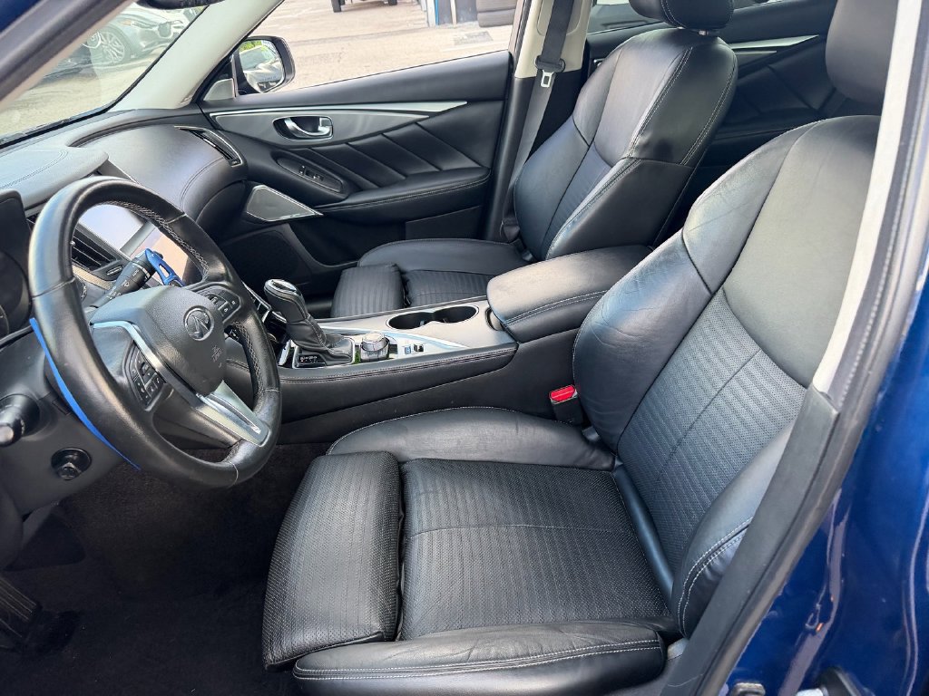 Used 2020 INFINITI Q50 Sport RWD image 10
