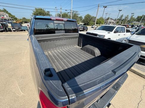 Used 2022 Chevrolet Silverado 1500 High Country w/ LPO, Dark Essentials Package AWD/4WD image 8