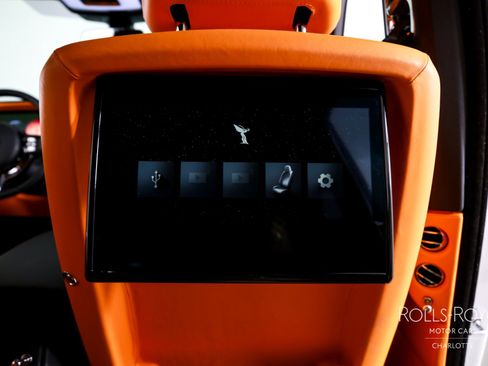 Certified 2025 Rolls-Royce Cullinan image 30