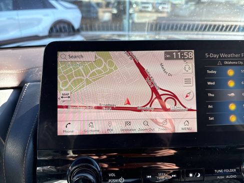 Used 2022 Nissan Armada Platinum w/ Captain's Chairs Package image 11