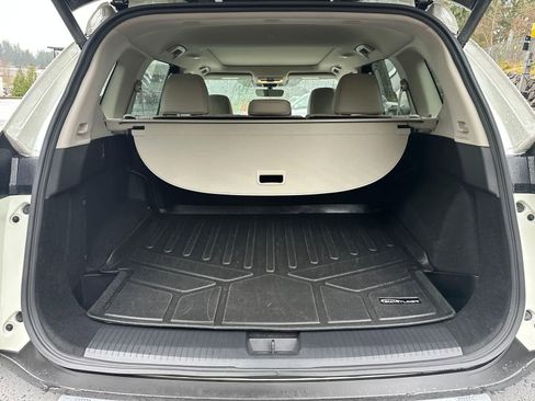 Used 2023 Nissan Rogue SL w/ SL Premium Package image 28