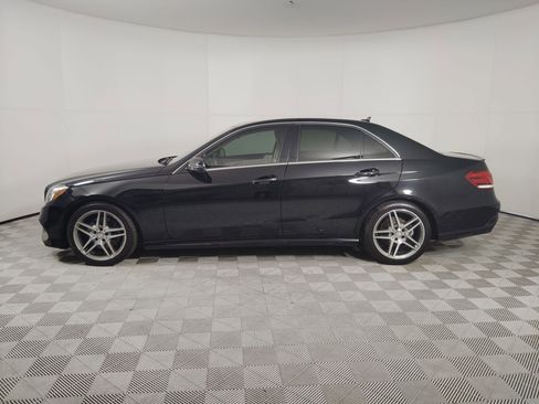 Used 2015 Mercedes-Benz E 350 4MATIC Sedan image 2
