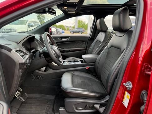 Used 2024 Ford Edge ST-Line AWD/4WD image 12