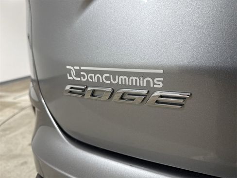 Used 2020 Ford Edge SEL image 26