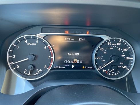 Used 2023 Nissan Rogue S image 32