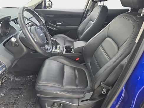 Used 2019 Jaguar E-PACE SE image 18