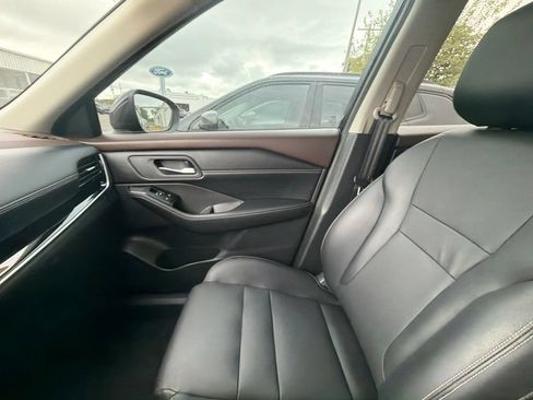 Used 2023 Nissan Rogue SL FWD image 38