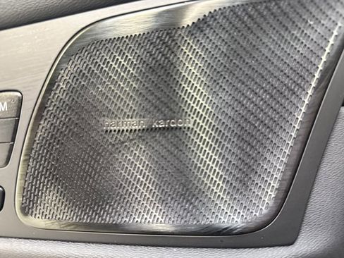 Used 2023 Volvo XC60 B5 Ultimate w/ Climate Package image 29