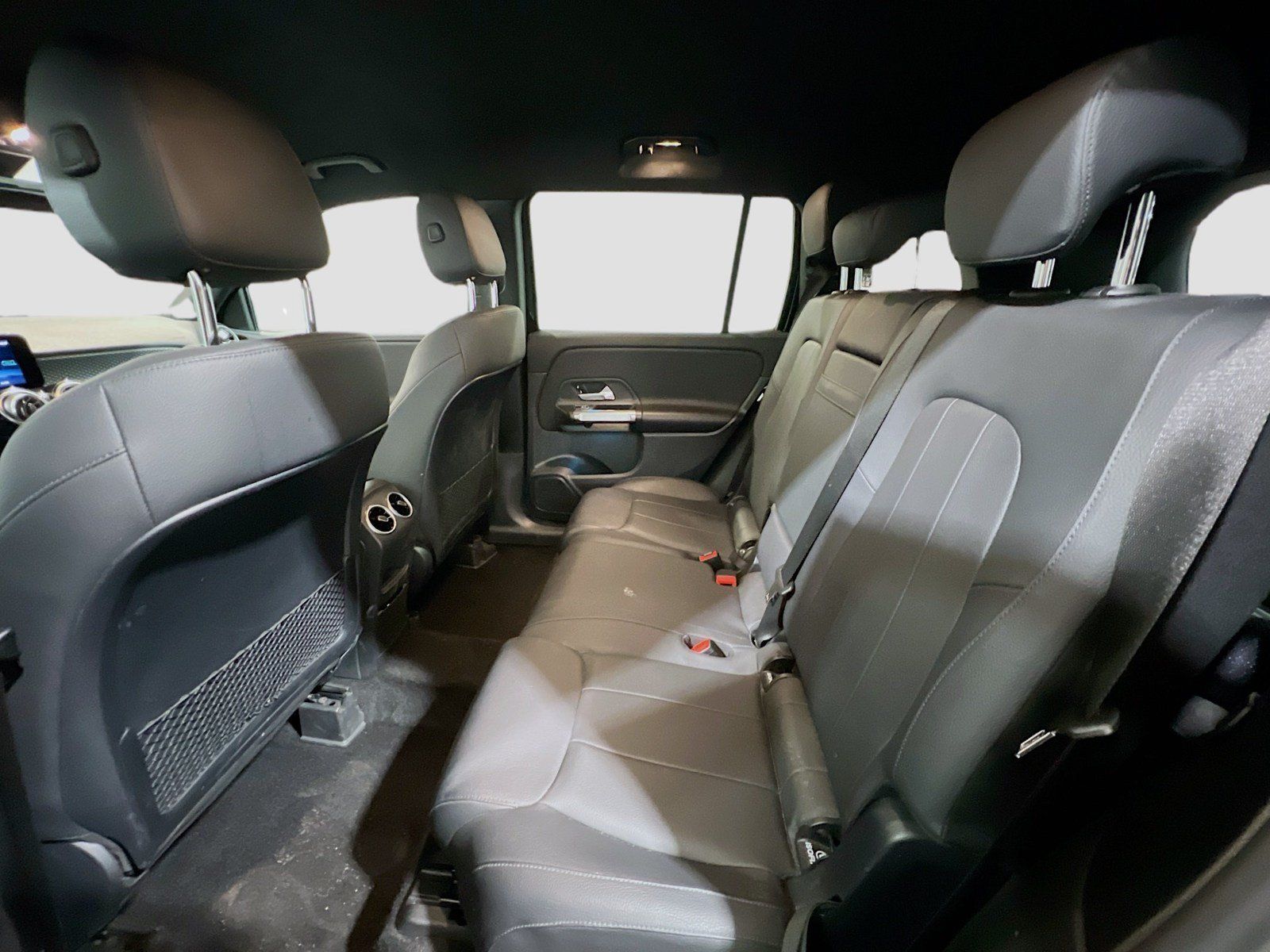Used 2024 Mercedes-Benz GLB 250 image 16