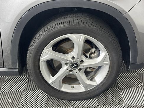 Certified 2020 Mercedes-Benz GLA 250 4MATIC image 12